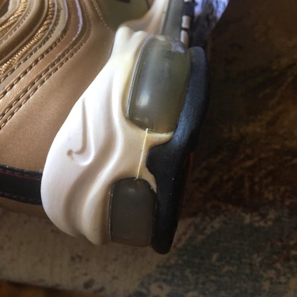 NWT / In Box Air Max 97 OG Gold Size 9.5 - Picture 5 of 7